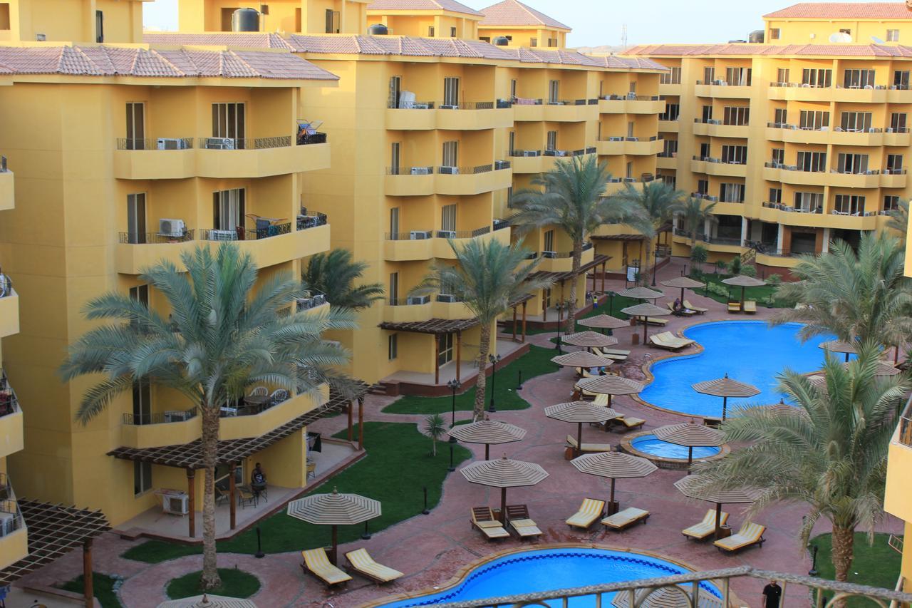 Pool View Apartment At British Resort - Unit 02 Хургада Екстер'єр фото