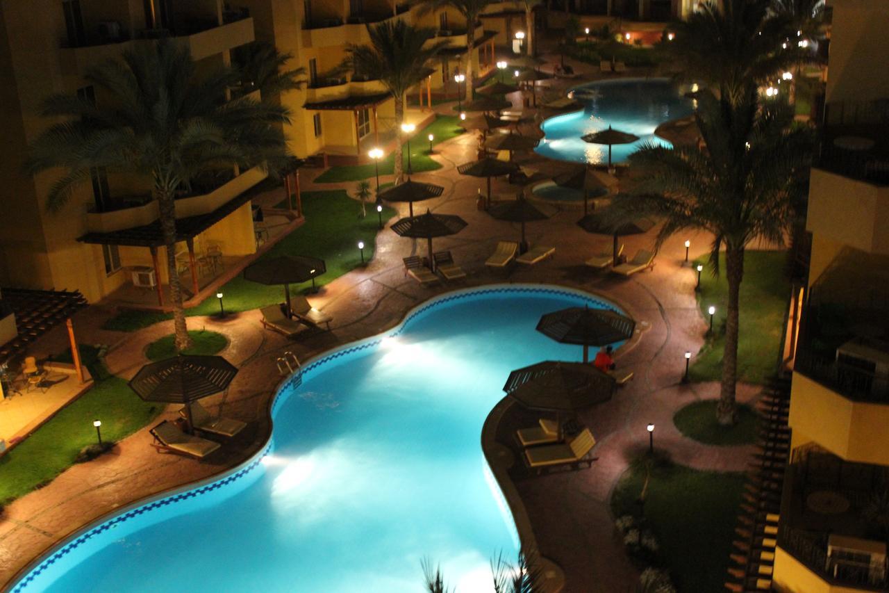 Pool View Apartment At British Resort - Unit 02 Хургада Екстер'єр фото